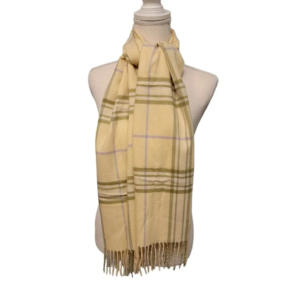 Vintage LORD & TAYLOR Scarf  100% Super Soft Acrylic Plaid‎ Scarf w/ Fringe